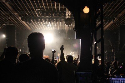 crowd2web.jpg