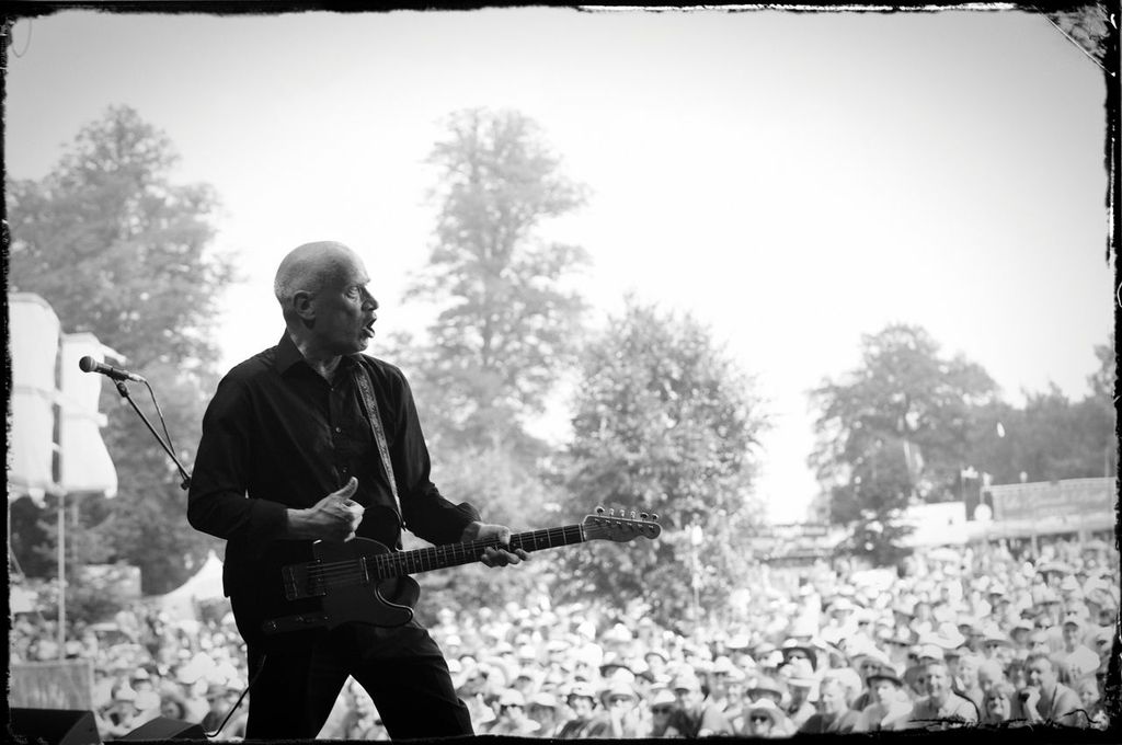 scarlet page wilko 3